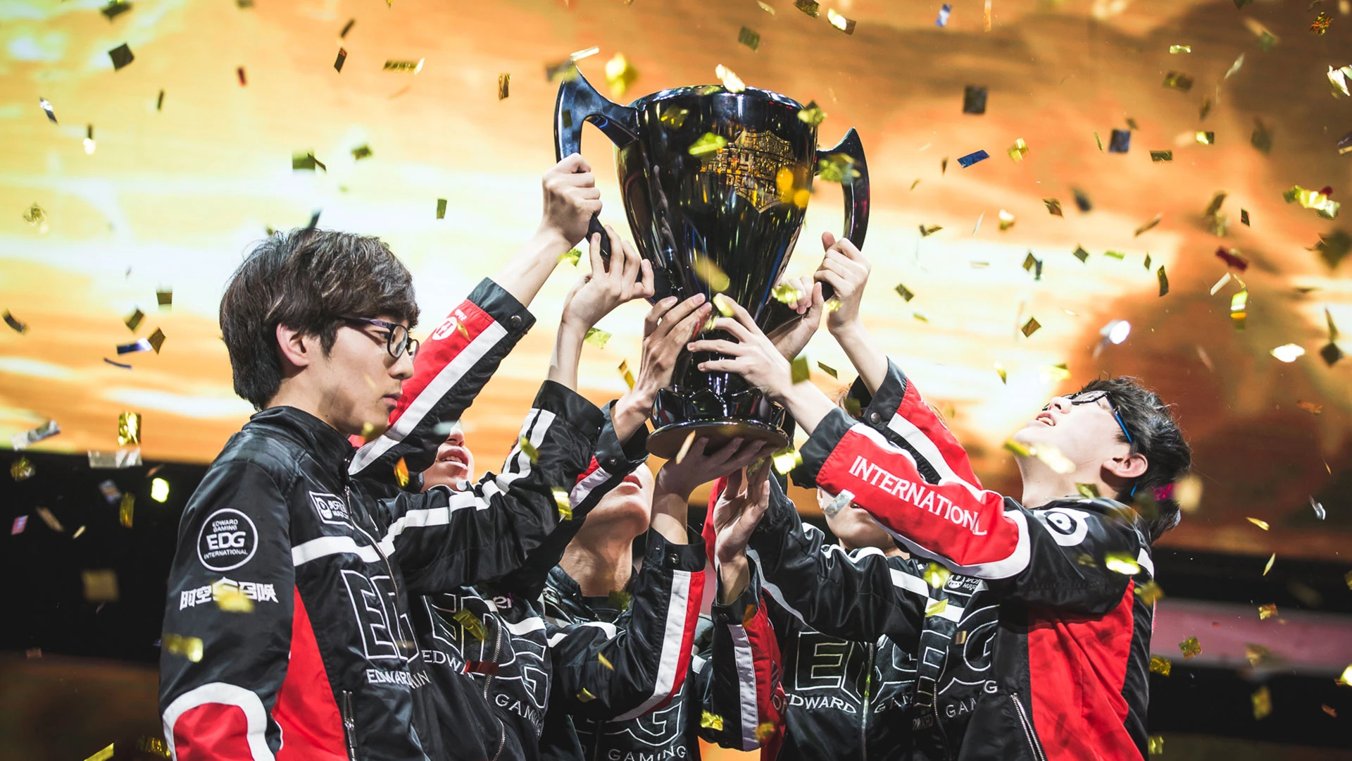 LCK常规赛：Faker接班人ShowMaker落选最佳阵容，DK战队迎季后赛生死战